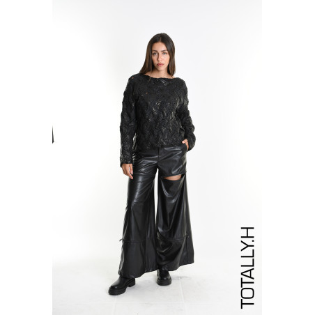 product name - TOTALLY.H